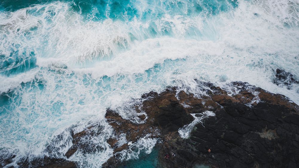 Ocean desktop wallpaper background, sea waves and rocky shore