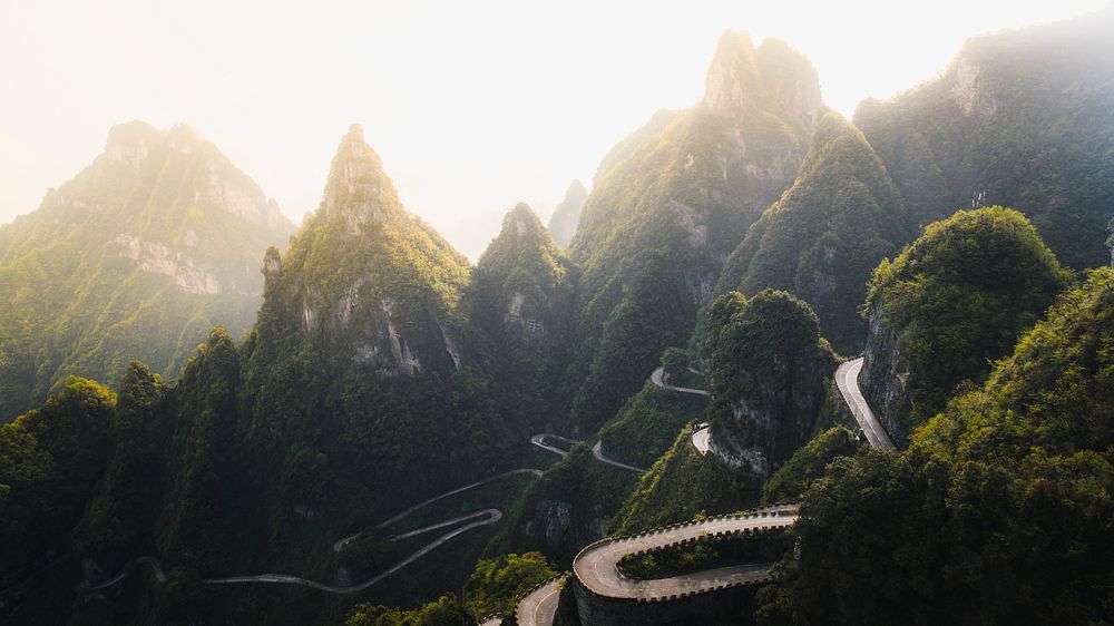 Mountain desktop wallpaper background, Tianmen Mountain road, China