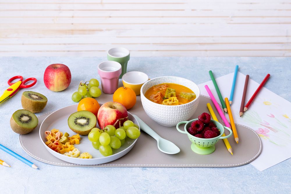 Kids healthy snack & treats with fresh fruits