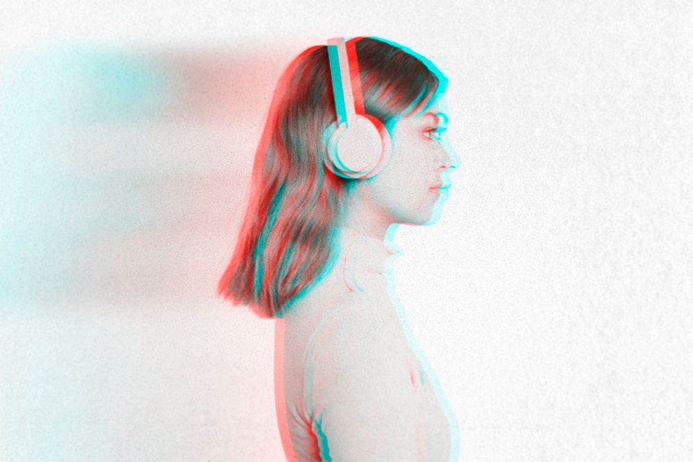 Anaglyph effect on woman with headphones