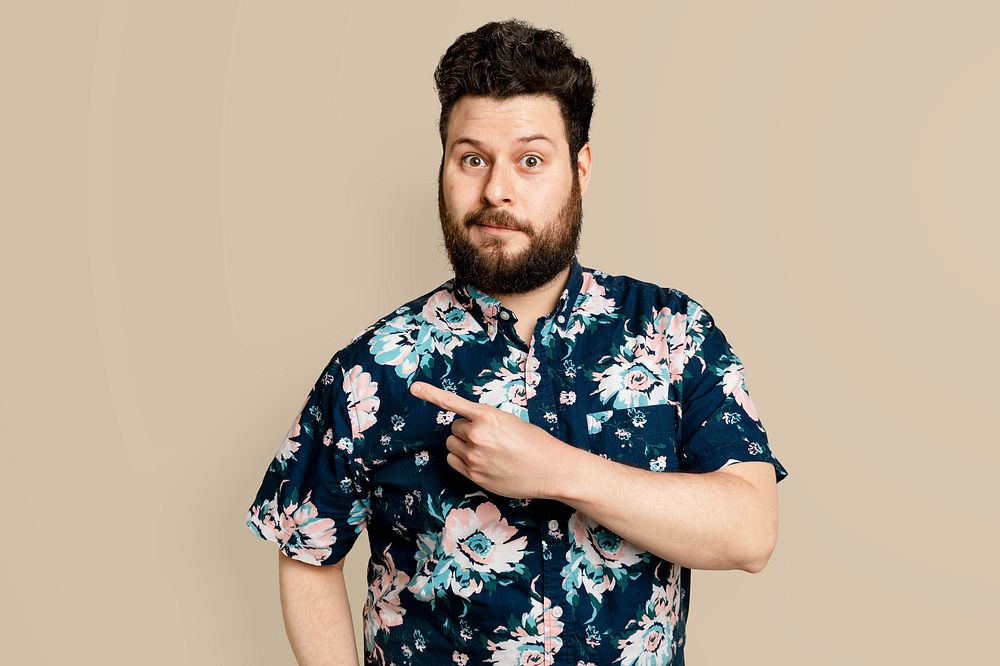 Bearded man mockup psd in floral summer shirt
