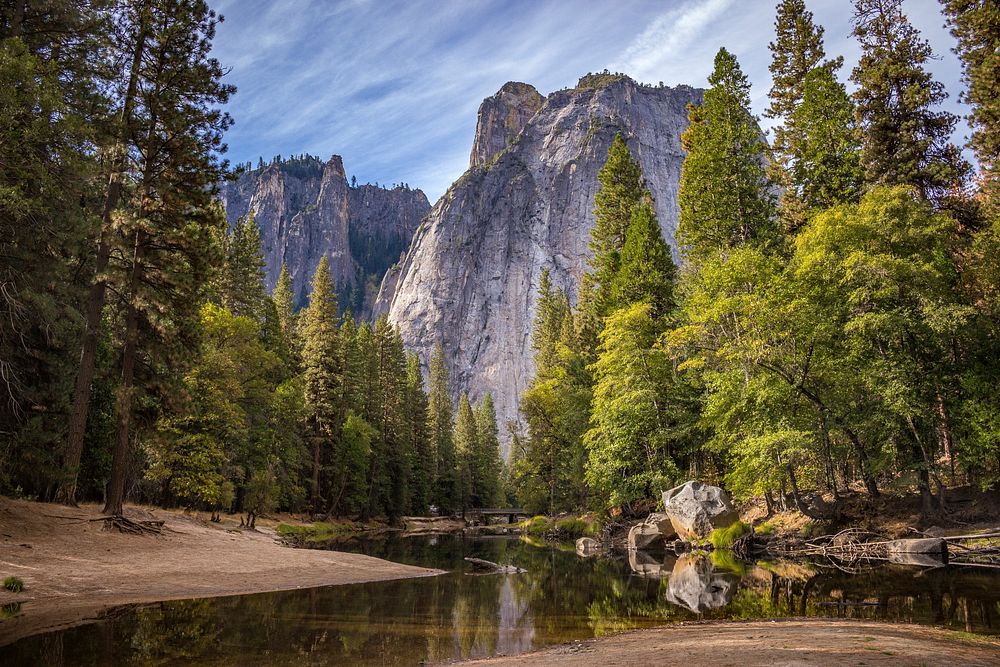 Sentinel Rock, Yosemite National Park. Original public domain image from Wikimedia Commons