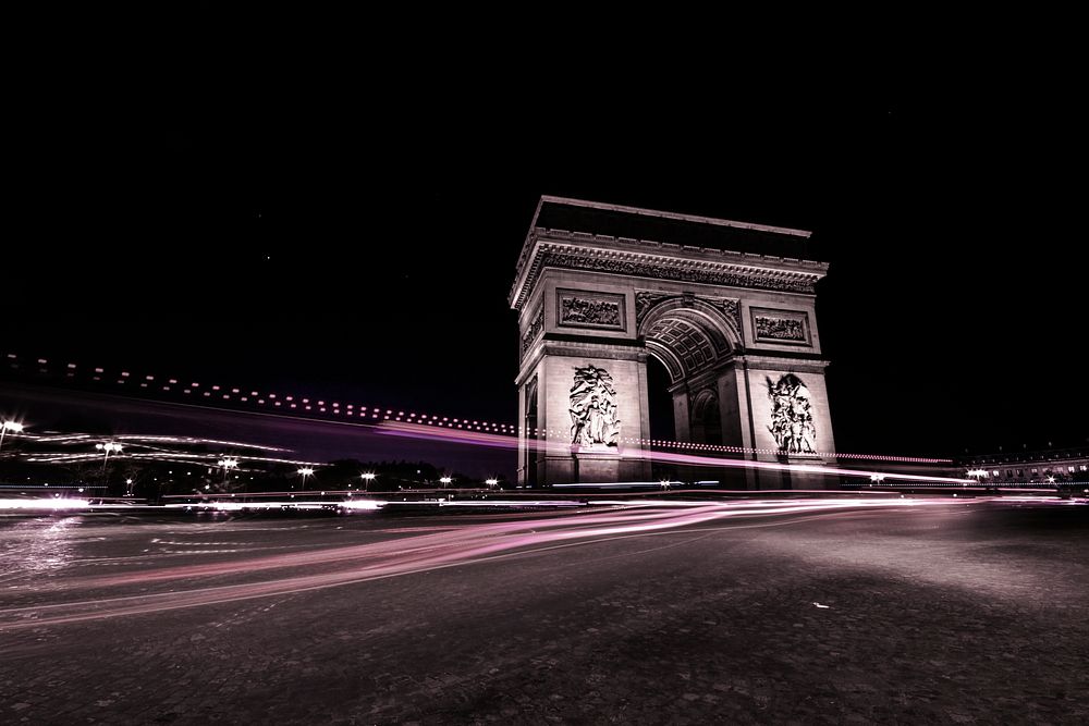 Arc de triomphe at night. Original public domain image from Wikimedia Commons