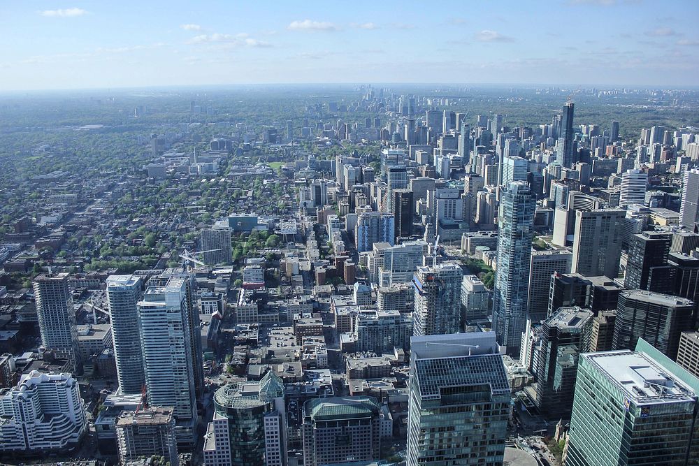 The skyline of Toronto seen from the observation deck of CN Tower. Original public domain image from Wikimedia Commons