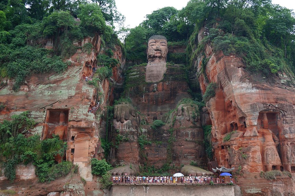 Leshan Giant Buddha. Original public domain image from Wikimedia Commons