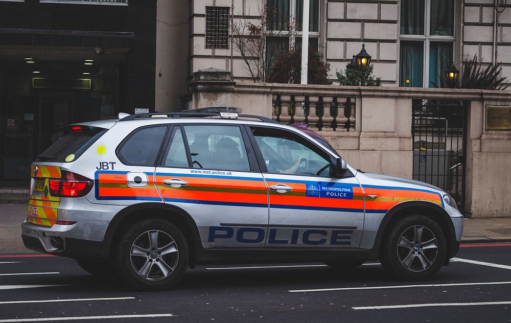 A SUV of the London Metropolitan Police. Original public domain image from Wikimedia Commons