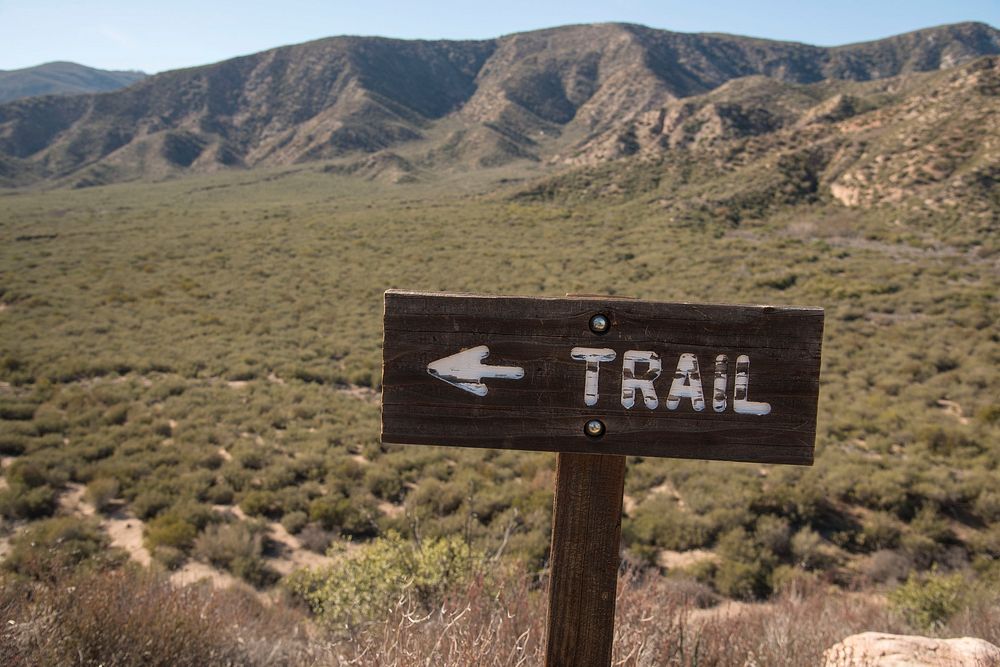 Trailsign in the Mormon Rocks. Original public domain image from Flickr