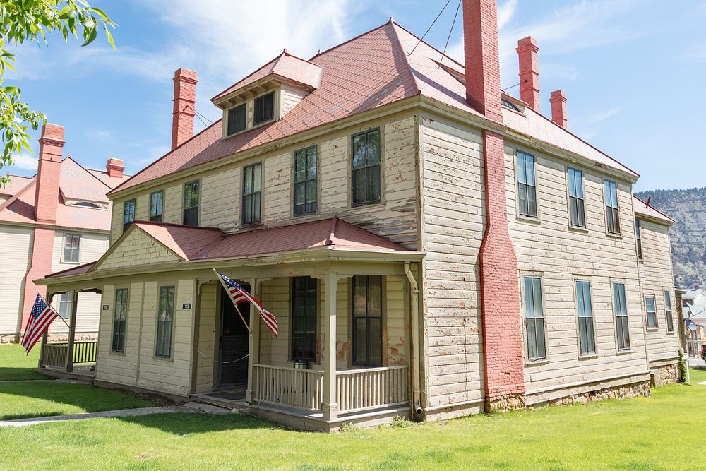 Poor condition of Fort Yellowstone buildings: historic employee housing by Jacob W. Frank. Original public domain image from…