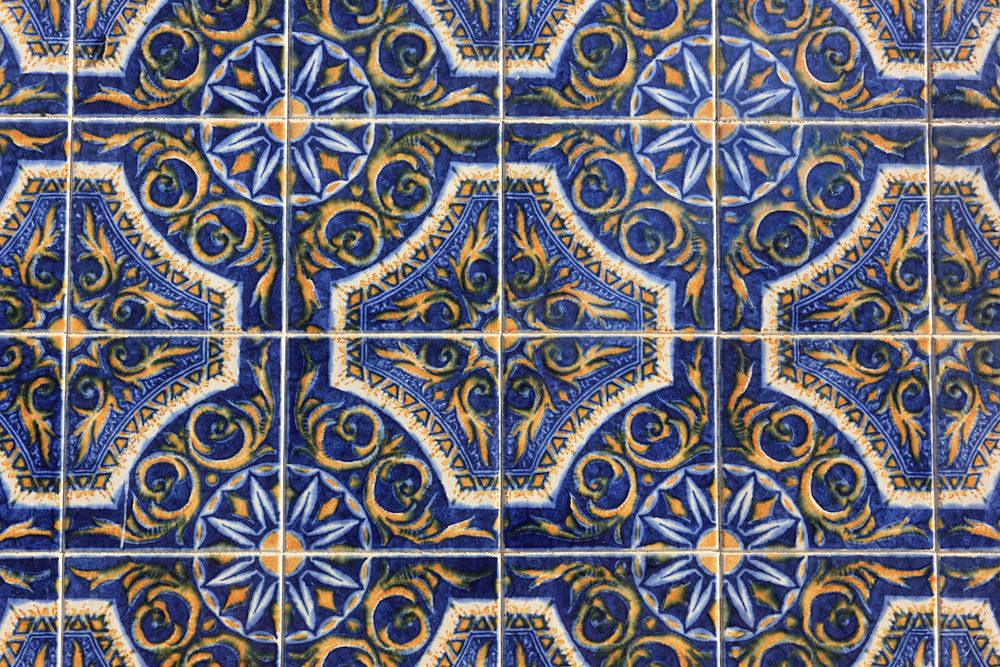 Blue floral flower pattern tiles. Free public domain CC0 photo.