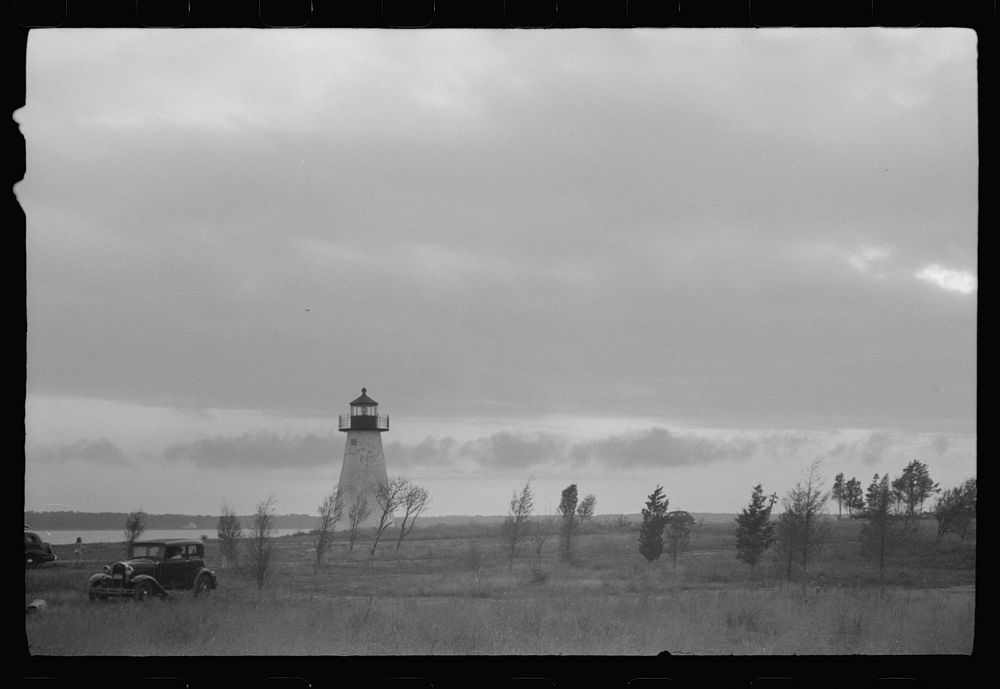 Lighthouse on Buzzard's Bay, Mattapoisett, Massachusetts. Sourced from the Library of Congress.
