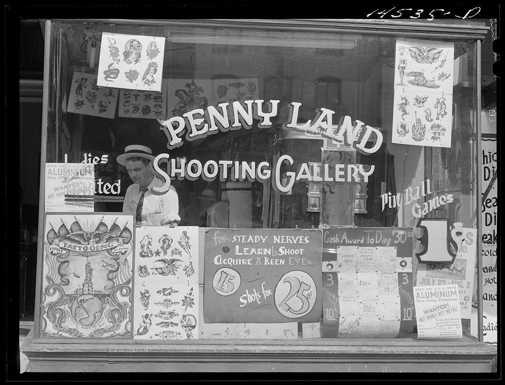 Ninth Street amusement. Washington, D.C.. Sourced from the Library of Congress.