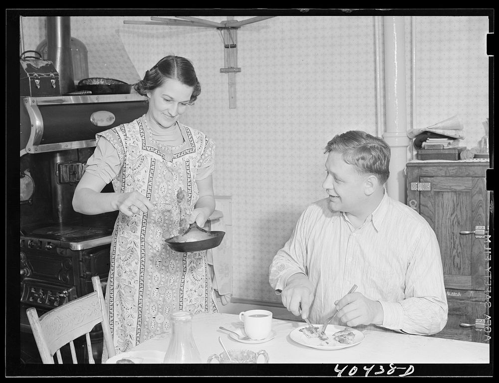 Shenandoah, Pennsylvania. Joe Gladski and his wife having supper. Sourced from the Library of Congress.