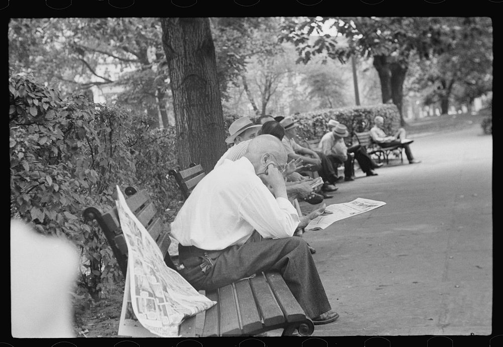 Washington, D.C. Sunday afternoon in Franklin Park. Sourced from the Library of Congress.