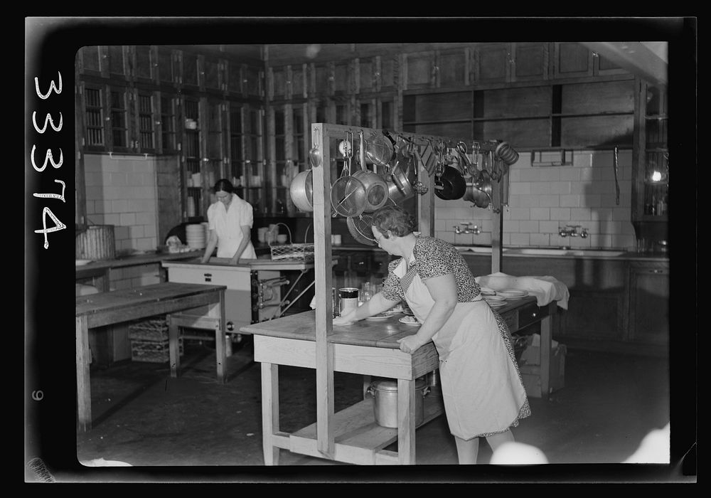 Keysville, Virninia. Randolph Henry High School. Kitchen of cafeteria. Sourced from the Library of Congress.