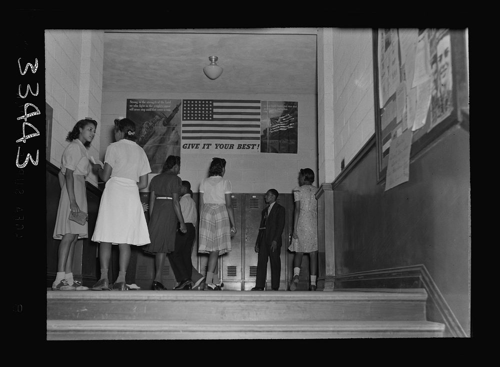 Charlotte Court House, Virginia. Central High School entrance hall. Sourced from the Library of Congress.
