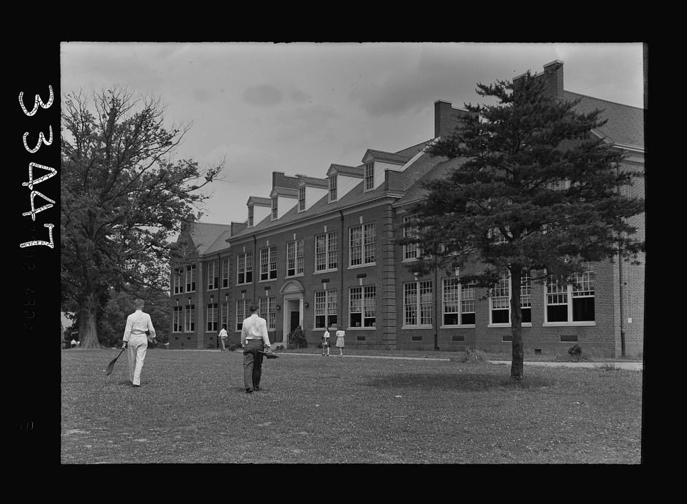 Keysville, Virginia. Randolph Henry High School. Students entering main building. Sourced from the Library of Congress.