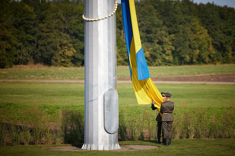 In the Cherkasy region, the President took part in the festivities on the occasion of the Day of the National Flag.