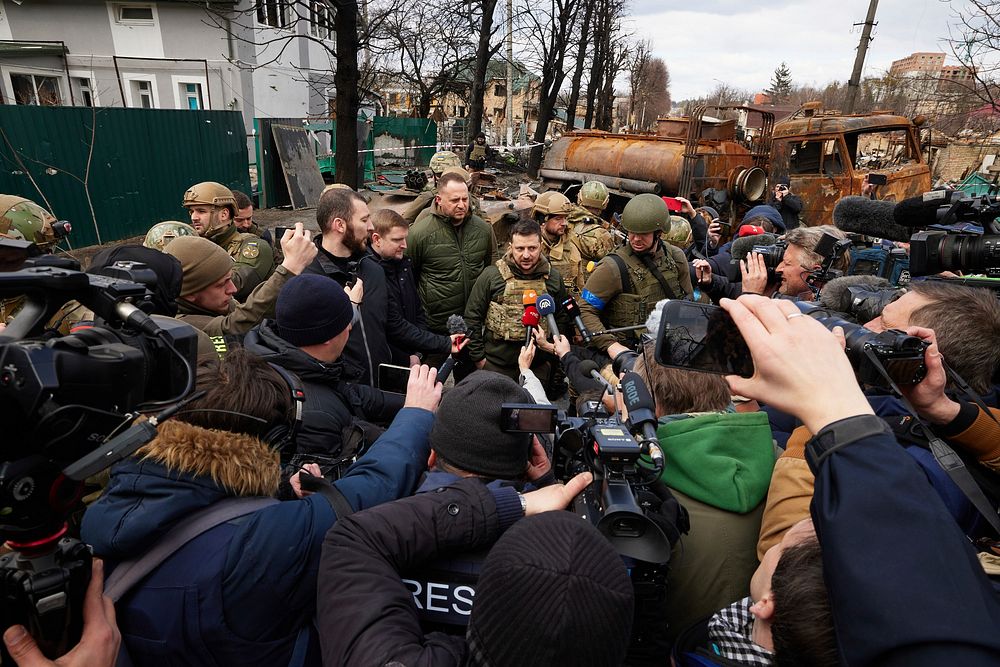 Volodymyr Zelenskyy visited Bucha, where he talked to journalists. April 4, 2022