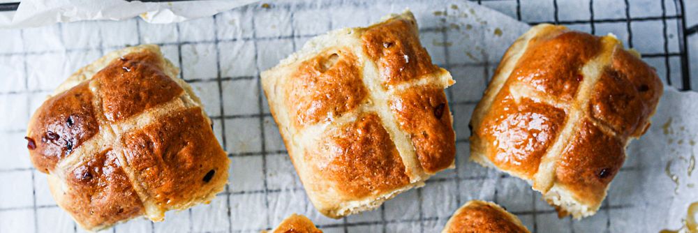 Freshly baked hot cross buns 