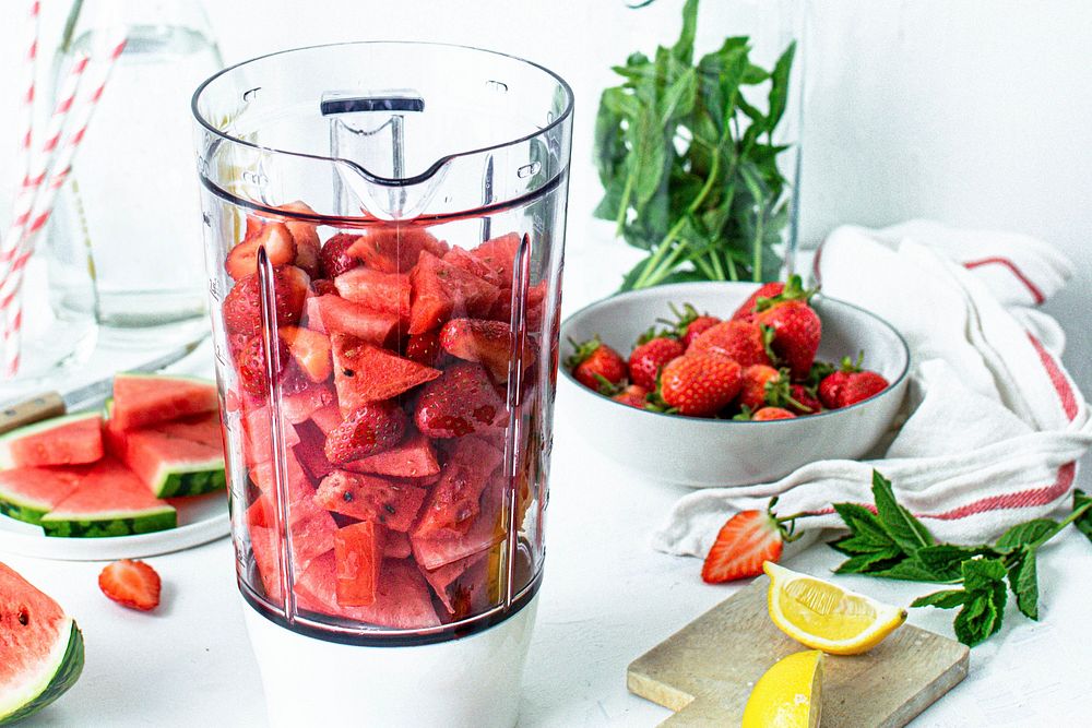 Strawberry watermelon lemonade juice recipe ingredients