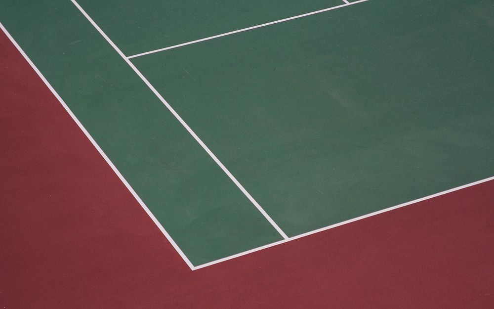 A red and green tennis court. Original public domain image from Wikimedia Commons