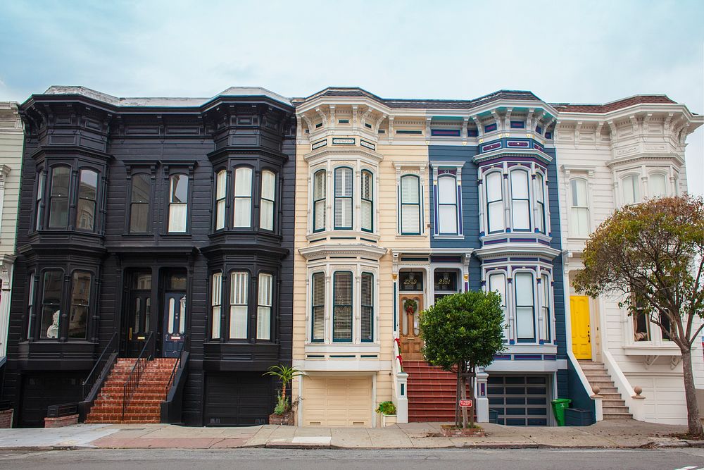 Colored homes in San Francisco. Original public domain image from Wikimedia Commons