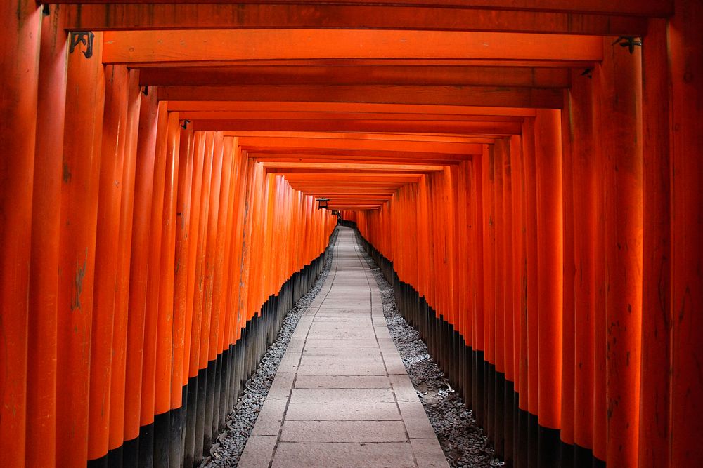 Orange architecture in a hallway that leads to Kyoto Prefecture temple. Original public domain image from Wikimedia Commons