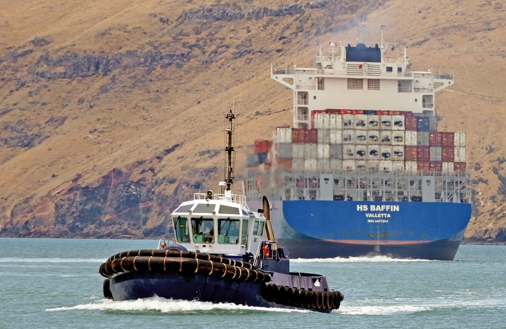 Tug "Blackadder" Port Lyttleton. NZ. Original public domain image from Flickr