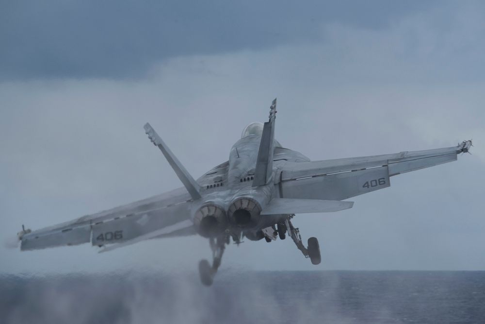 A U.S. Navy F/A-18E Super Hornet assigned to Strike Fighter Squadron (VFA) 81 launches from the flight deck aboard the…