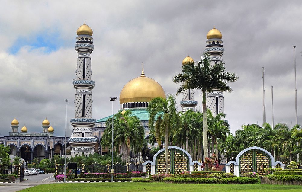 Jame'Asr Hassanil Bolkiah Mosque Brunei.