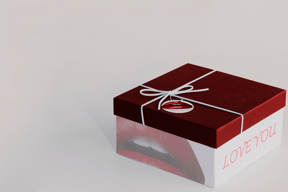 Valentine&rsquo;s gift box mockup red and gray sexy lips theme