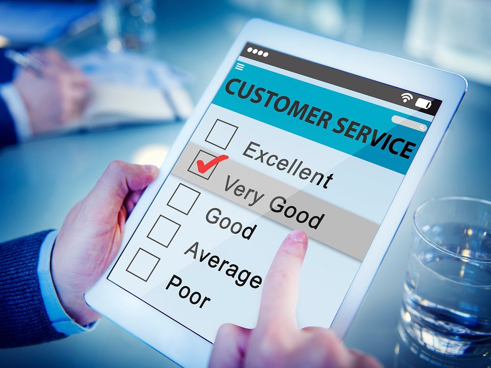 Customer Ranking an Online Service Quality