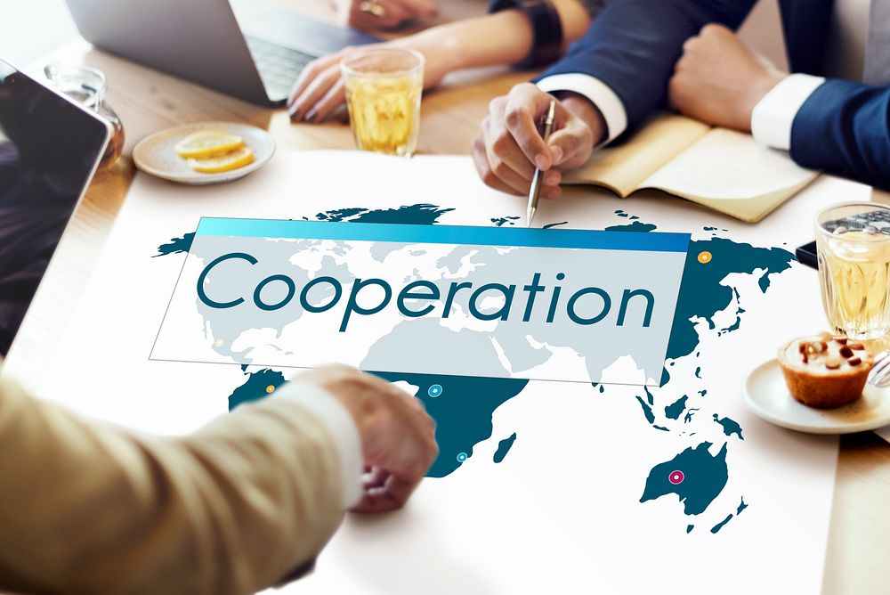 Cooperation Global Connection Management Icon