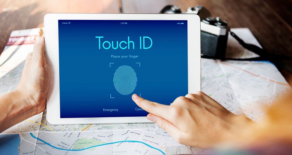 Touchscreen Lock Finger Scanner Concept