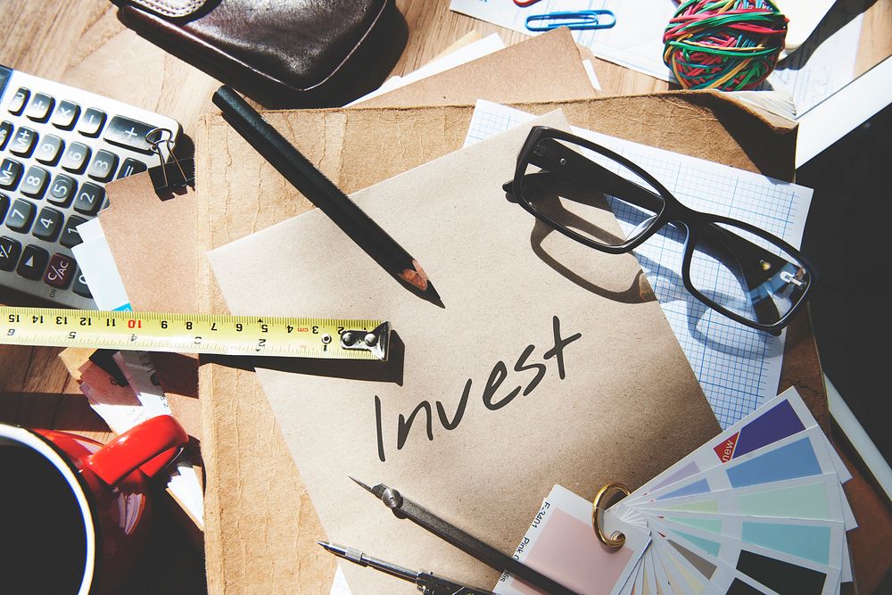 Where to Invest Entrepreneur Investment Financial Risk Assessment Concept