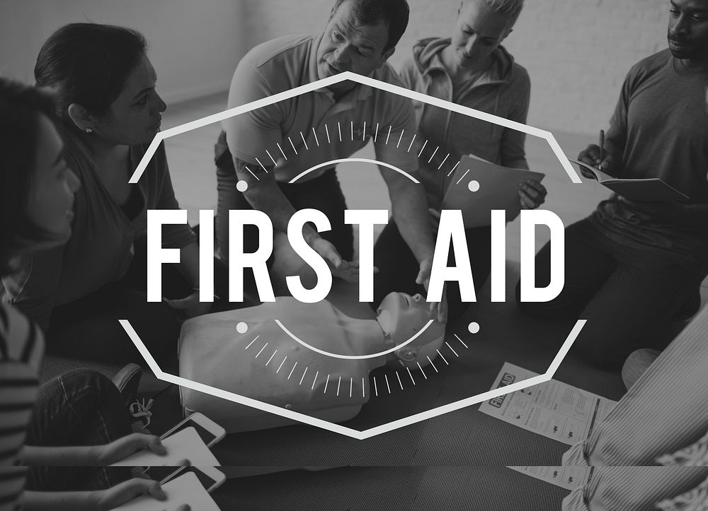 CPR first aid training paramedic education class