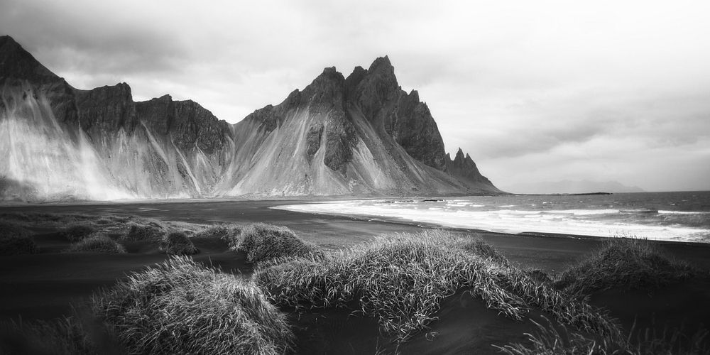 Cloudy black sand beach in Iceland banner