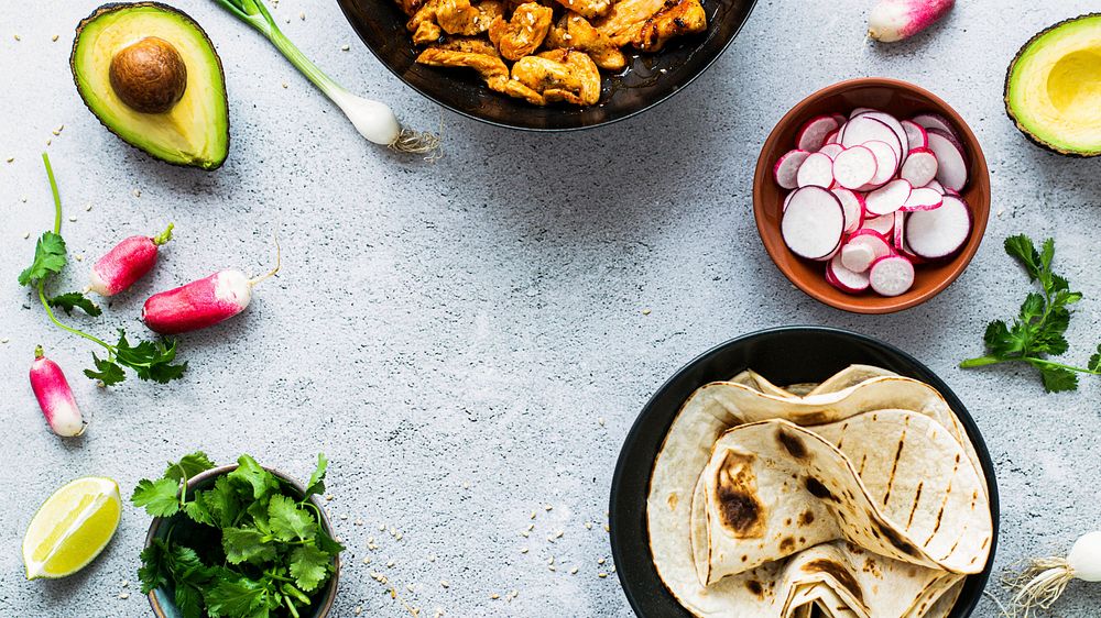 Fresh homemade chicken curry taco recipe idea