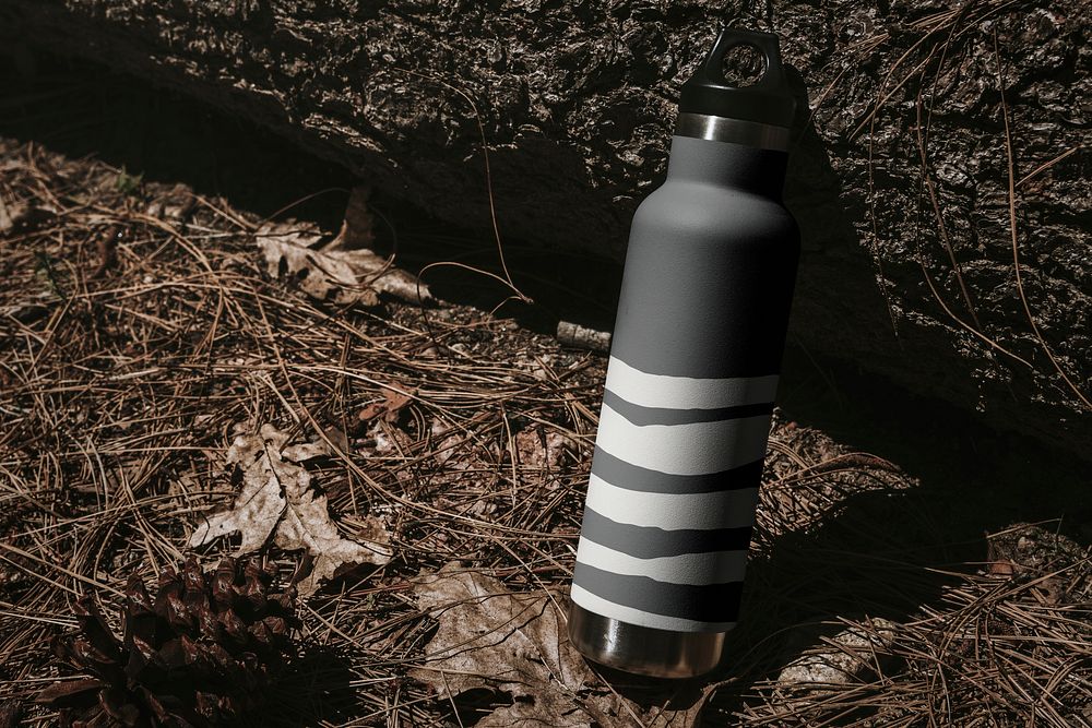 Stainless steel bottle mockup, portable, travel psd
