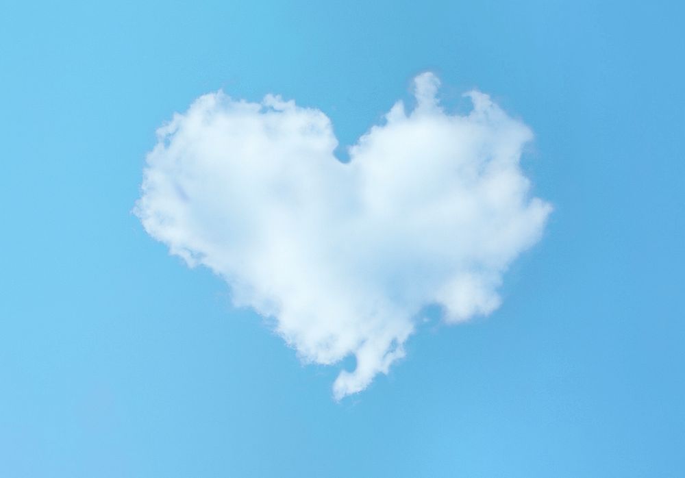 Heart cloud, blue sky background