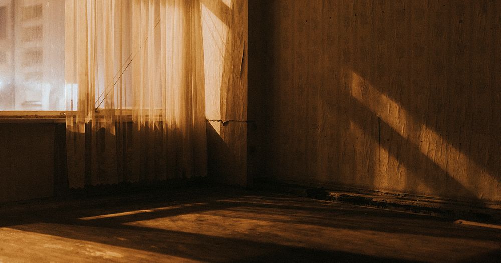Warm light of the sun in a grungy room