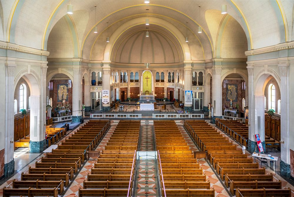 Église Saint-Ignace-de-Loyola, Quebec, Canada. Original public domain image from Wikimedia Commons