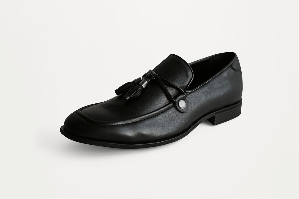Men's black tassel shoes psd