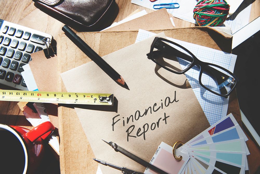 Financial Daily Report Business Strategy Minutes Concept