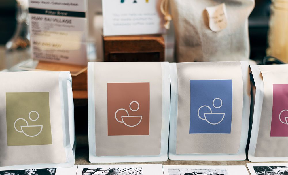 Coffee bag, minimal label design