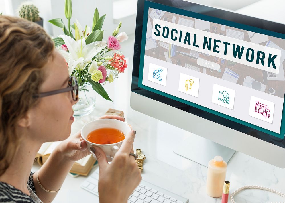 Social Network Online Communication Concept