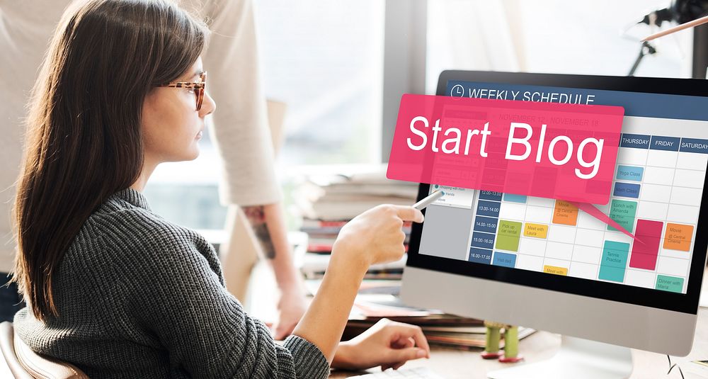 Start Blog Blogging Social Media Online Concept