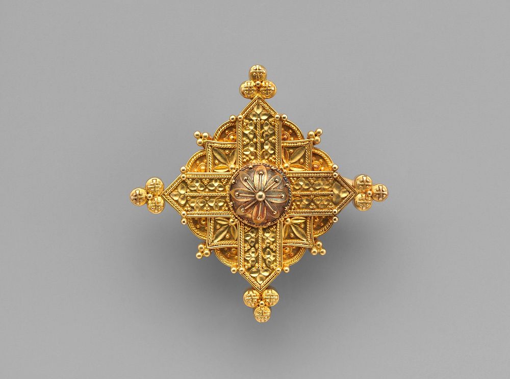 Pendant brooch in the form of a Gothic Cross