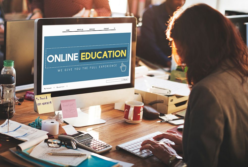 Online Education Homepage E-learning Technology Concept