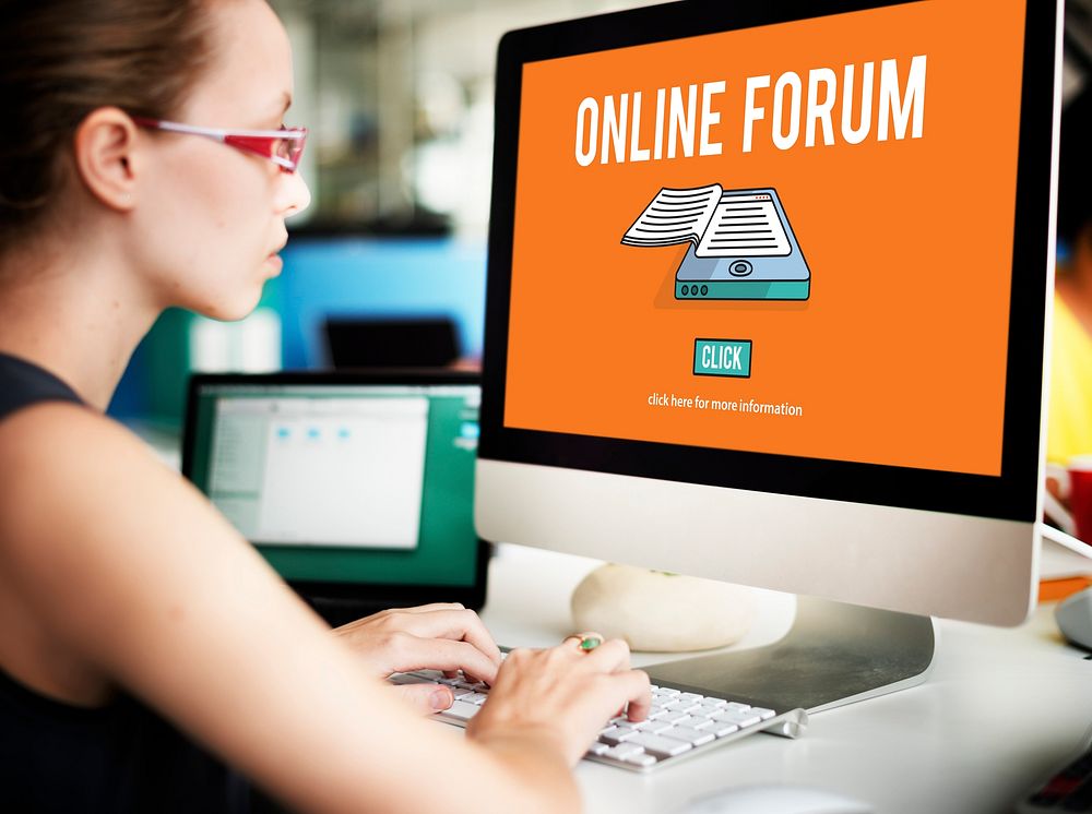 Online Forum Discussion Assembly Information Concept